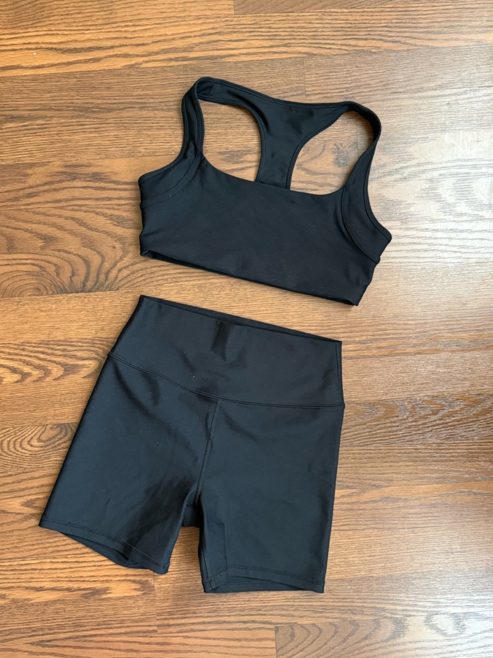 YPB - (Abercrombie & Fitch) SculptLUX Sports Bra & Bike Short Set